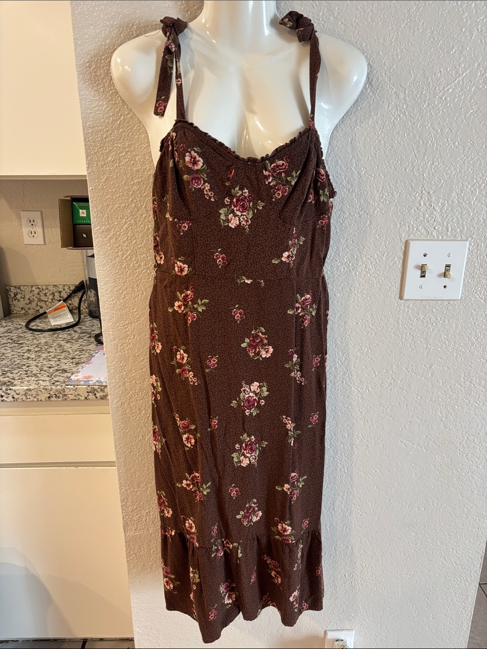 Mimi Chica Brown Floral Tie-Shoulder Midi Dress